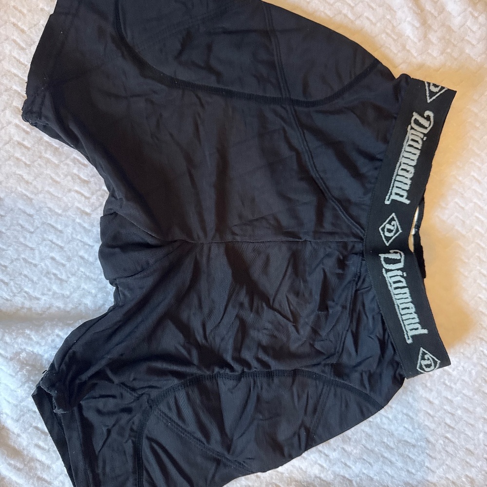 Women’s Diamond black sliding shorts